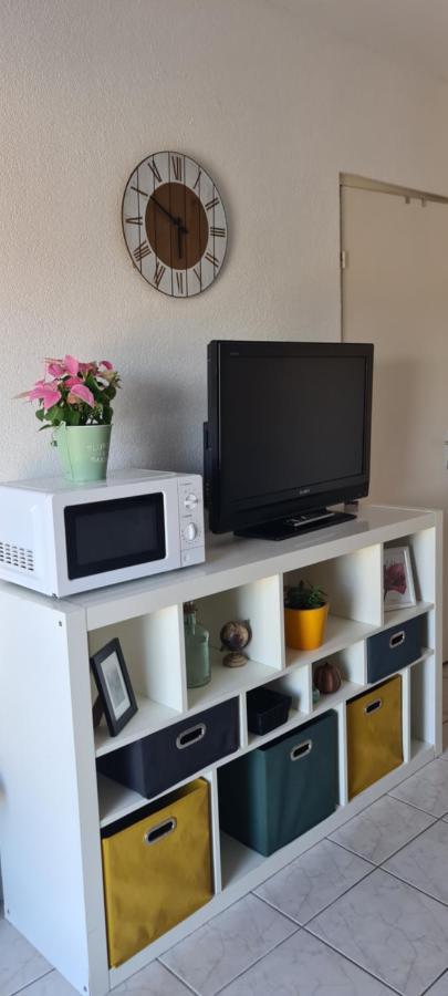 Studio Kulla Avec Terasse 5Mn Basel Airport Saint-Louis  Esterno foto